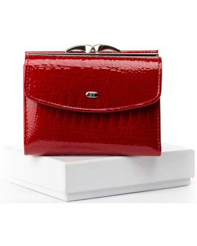 Жіночий шкіряний гаманець SERGIO TORRETTI WS-11 red